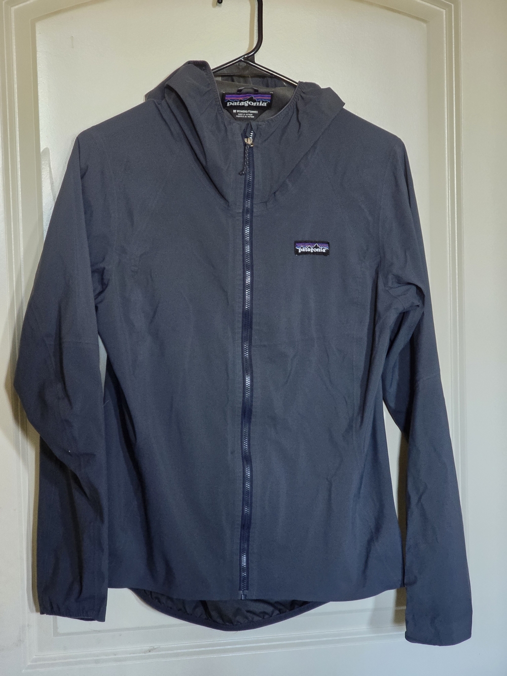 Patagonia Women's Hooded Windbreaker Jacket - Navy